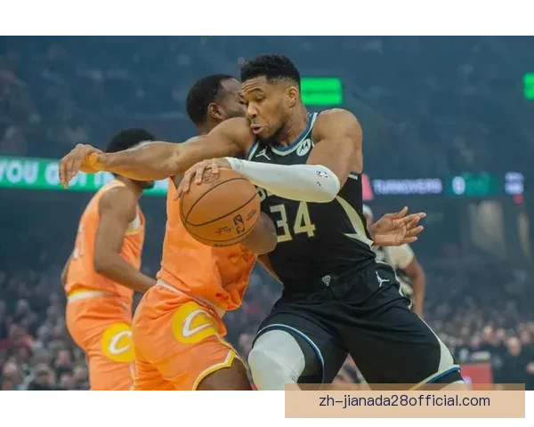 金州勇士以120-113险胜密尔沃基雄鹿 完美逆转展现强大韧性